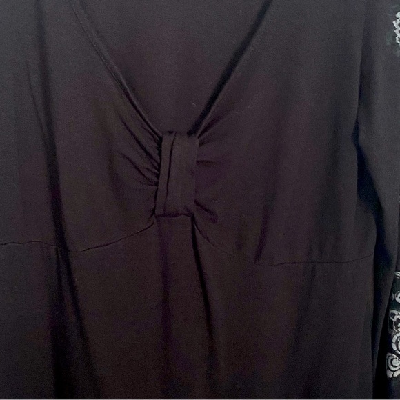 Venus Long Sleeve Top - Picture 2 of 6